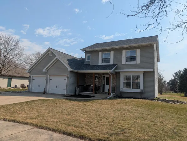 $425,000 | 121 Evergreen Drive, Delavan, WI 53115