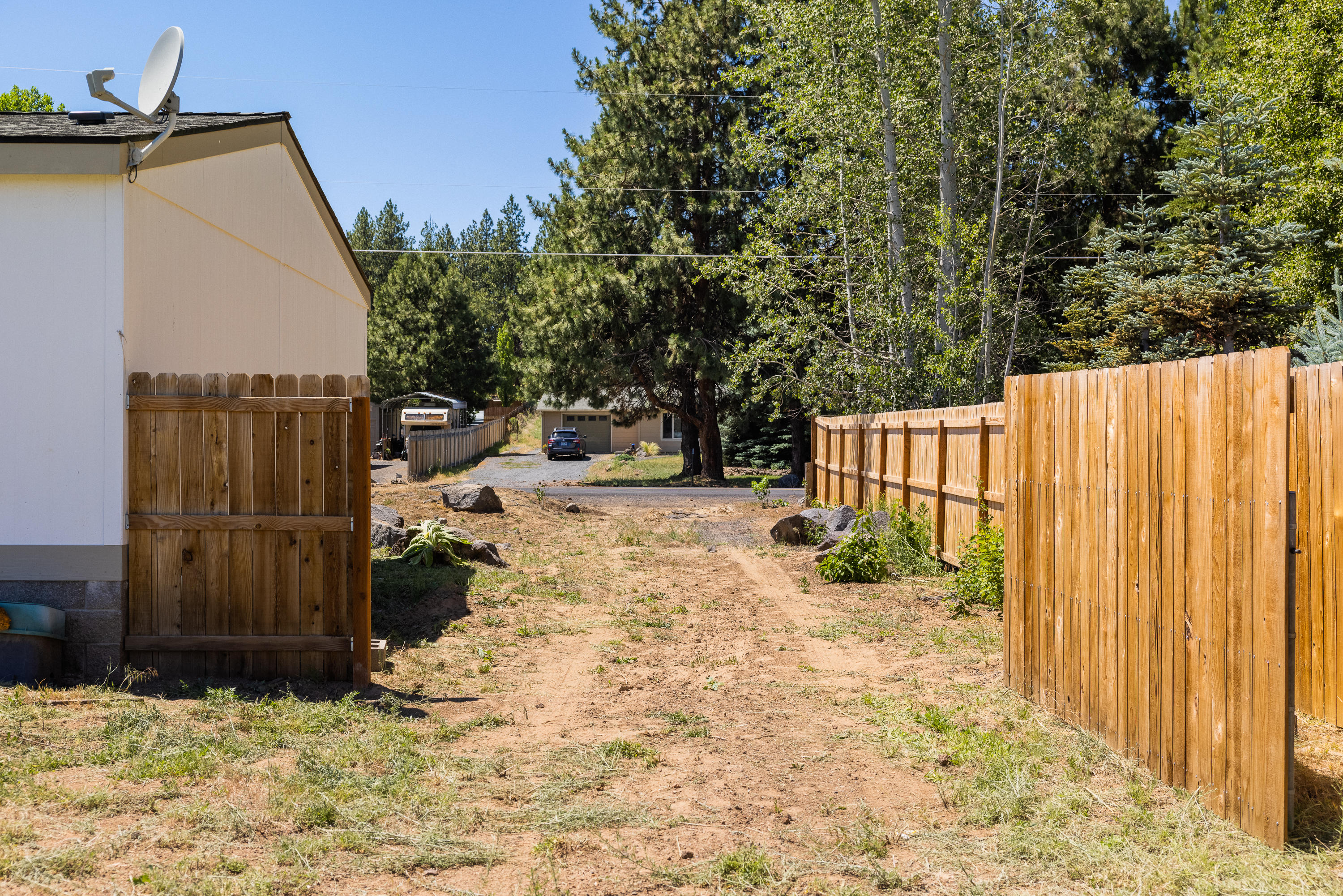 19236 Shoshone Road Bend, OR 97702 - Photo 24 of 28 19236 Shoshone (30 of 30)