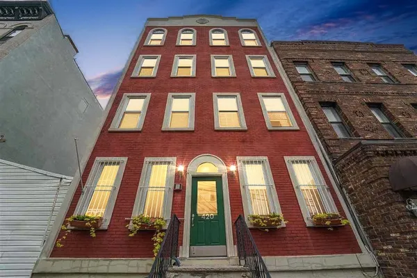 $485,000 | 420 Monroe Street, Unit 1R, Hoboken, NJ 07030