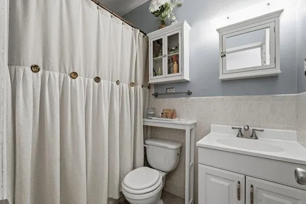 $485,000 | 420 Monroe Street, Unit 1R, Hoboken, NJ 07030