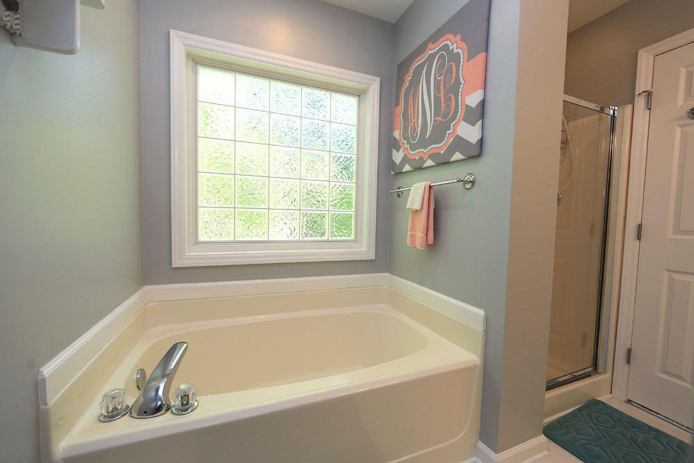9101 Castleton Lane Raleigh, NC 27615 - Photo 17 of 25 MASTER BATHROOM