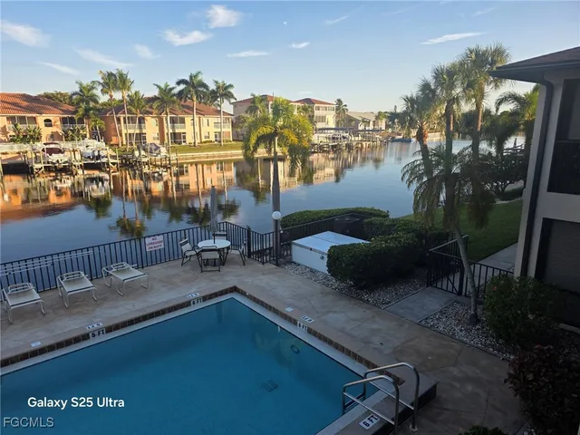 $179,000 | 4525 Country Club Boulevard, Unit 207, Cape Coral, FL 33904