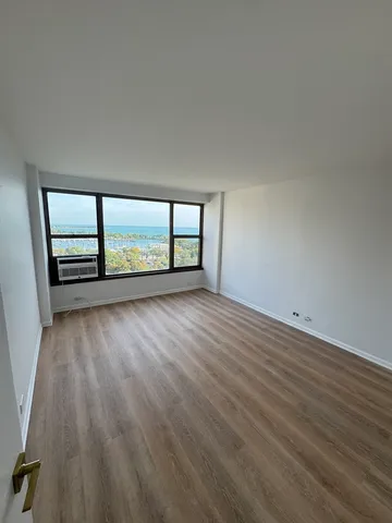 $2,800 | 2970 North Lake Shore Drive, Unit 18D, Chicago, IL 60657