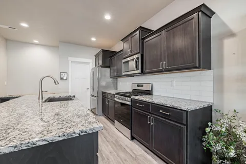 $424,900 | 4871 North White Cap Lane, Meridian, ID 83646