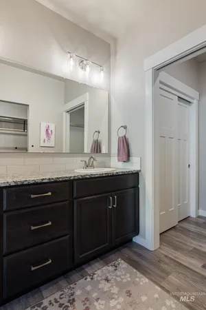 $424,900 | 4871 North White Cap Lane, Meridian, ID 83646
