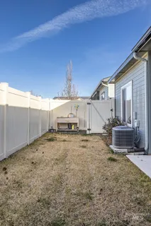 $424,900 | 4871 North White Cap Lane, Meridian, ID 83646
