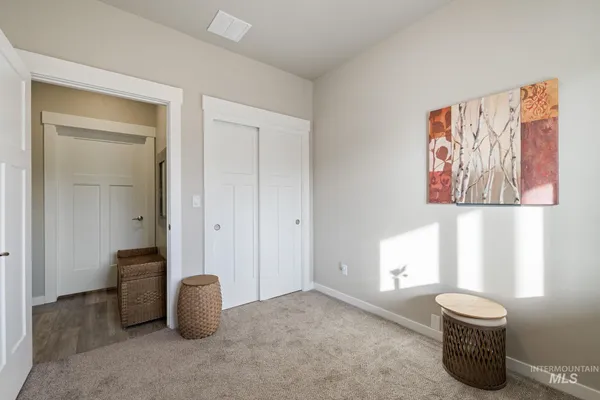 $424,900 | 4871 North White Cap Lane, Meridian, ID 83646