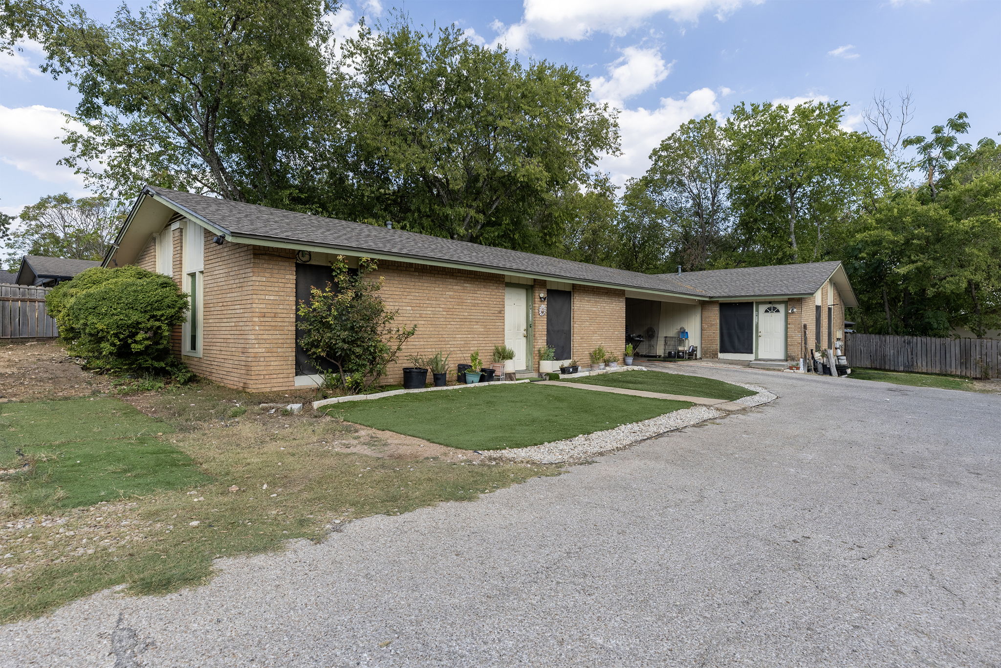 6911 Cooper Lane Austin, TX 78745 - Photo 2 of 20