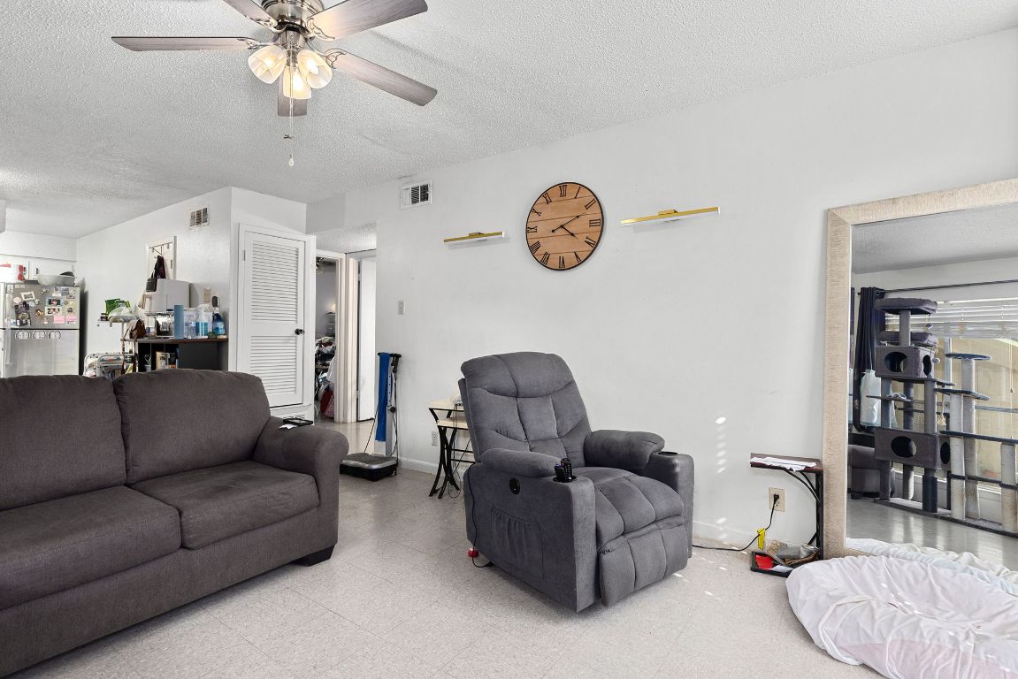 6911 Cooper Lane Austin, TX 78745 - Photo 4 of 16