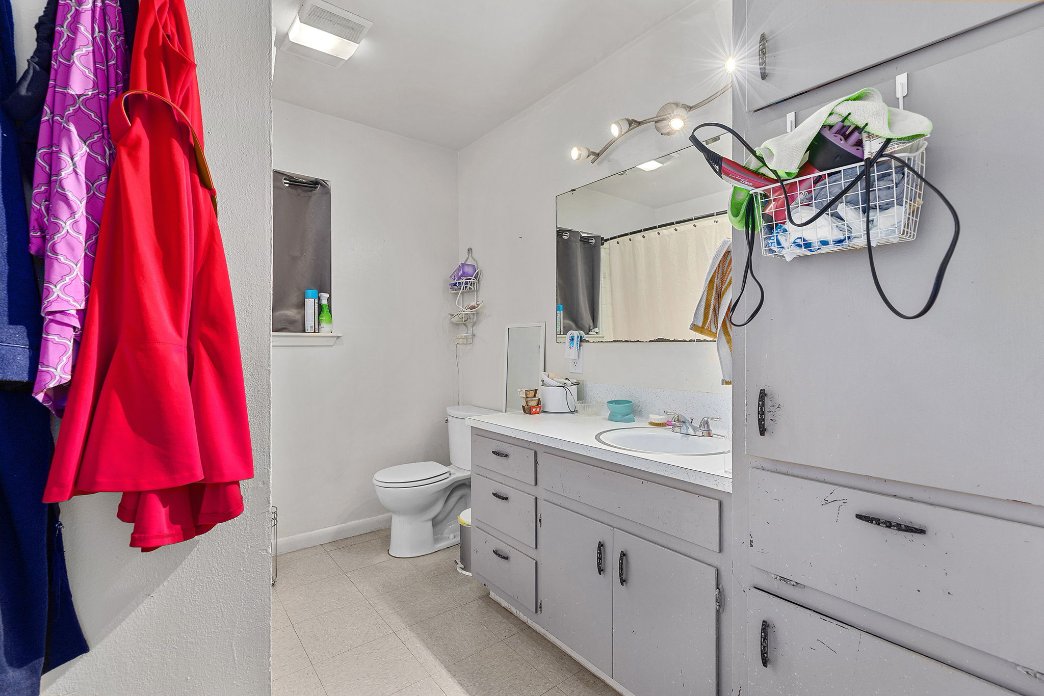 6911 Cooper Lane Austin, TX 78745 - Photo 10 of 20