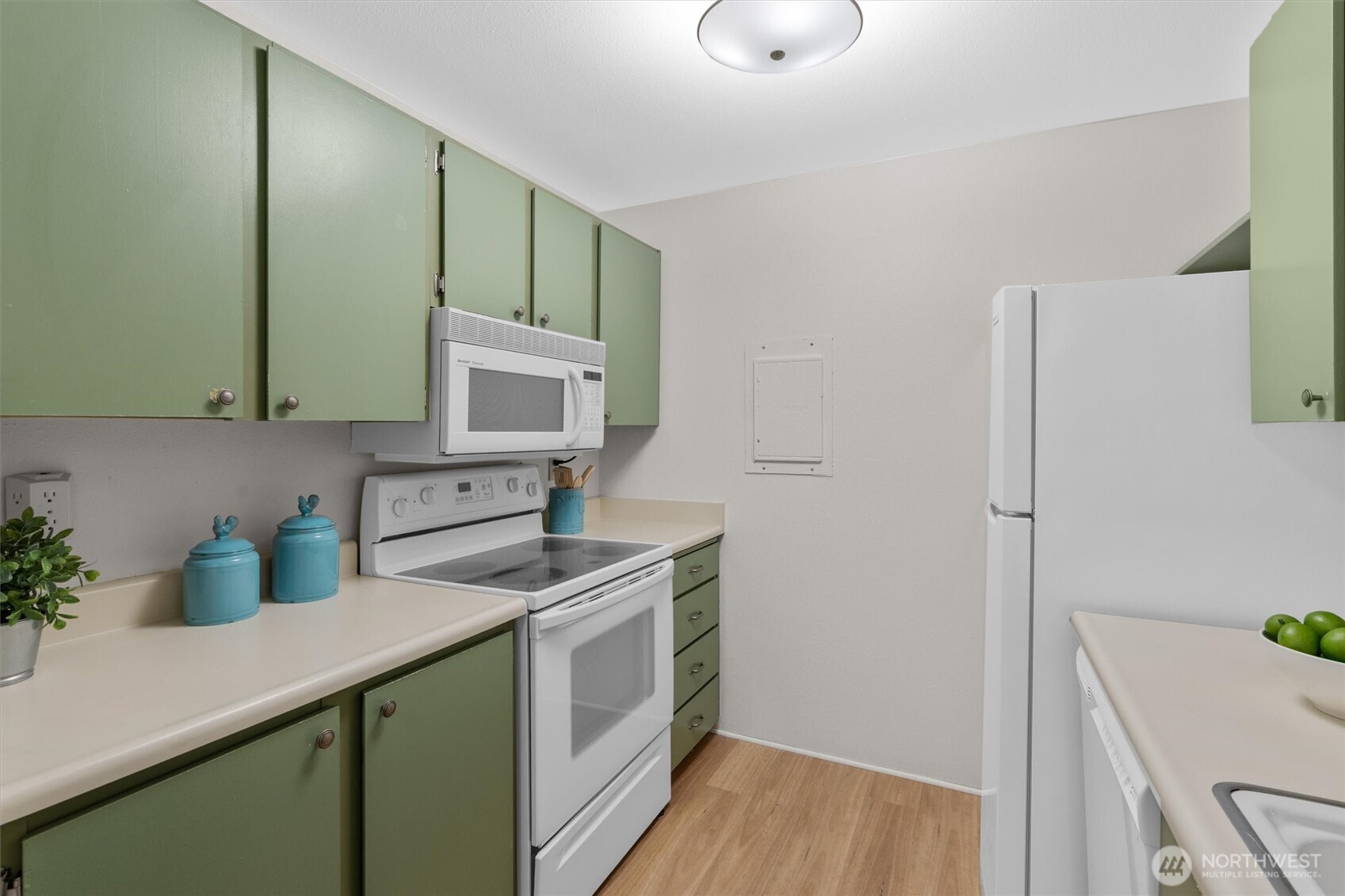 17535 150th Court Southeast, Unit N11 Renton, WA 98058 - Photo 8 of 39 Gallery Image 8
