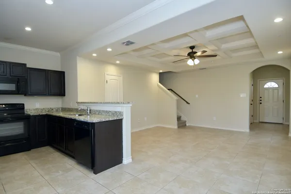 $1,450 | 6610 Arancione Avenue, Unit 104, San Antonio, TX 78233