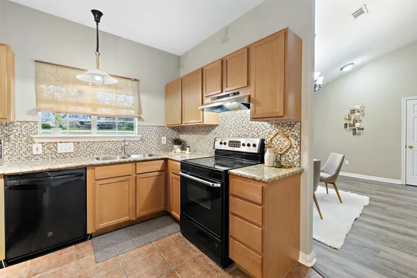 $3,250 | 1301 South Quinlan Park Road, Austin, TX 78732