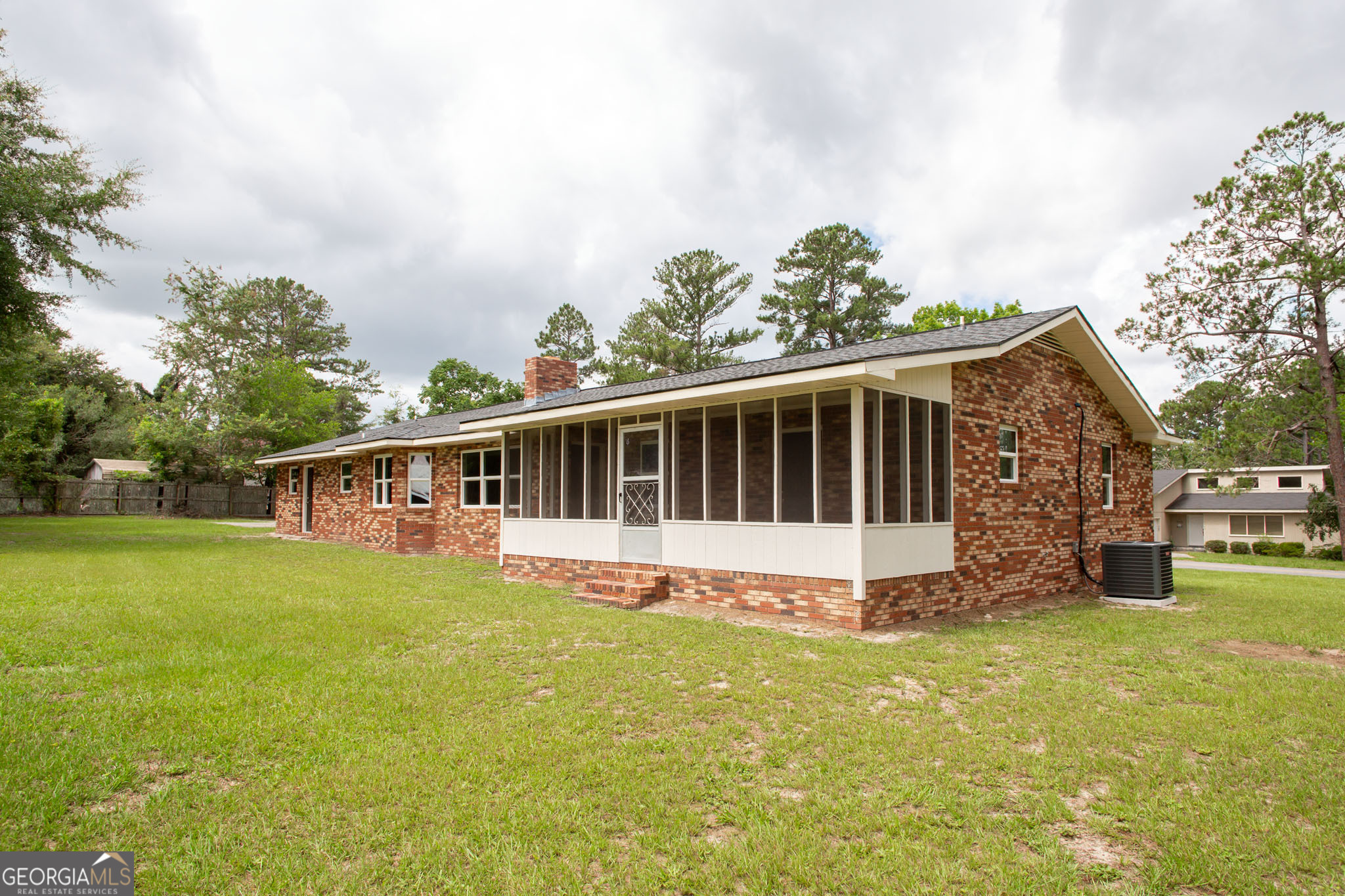 2608 Winchester Road Waycross, GA 31501 - Photo 4 of 42