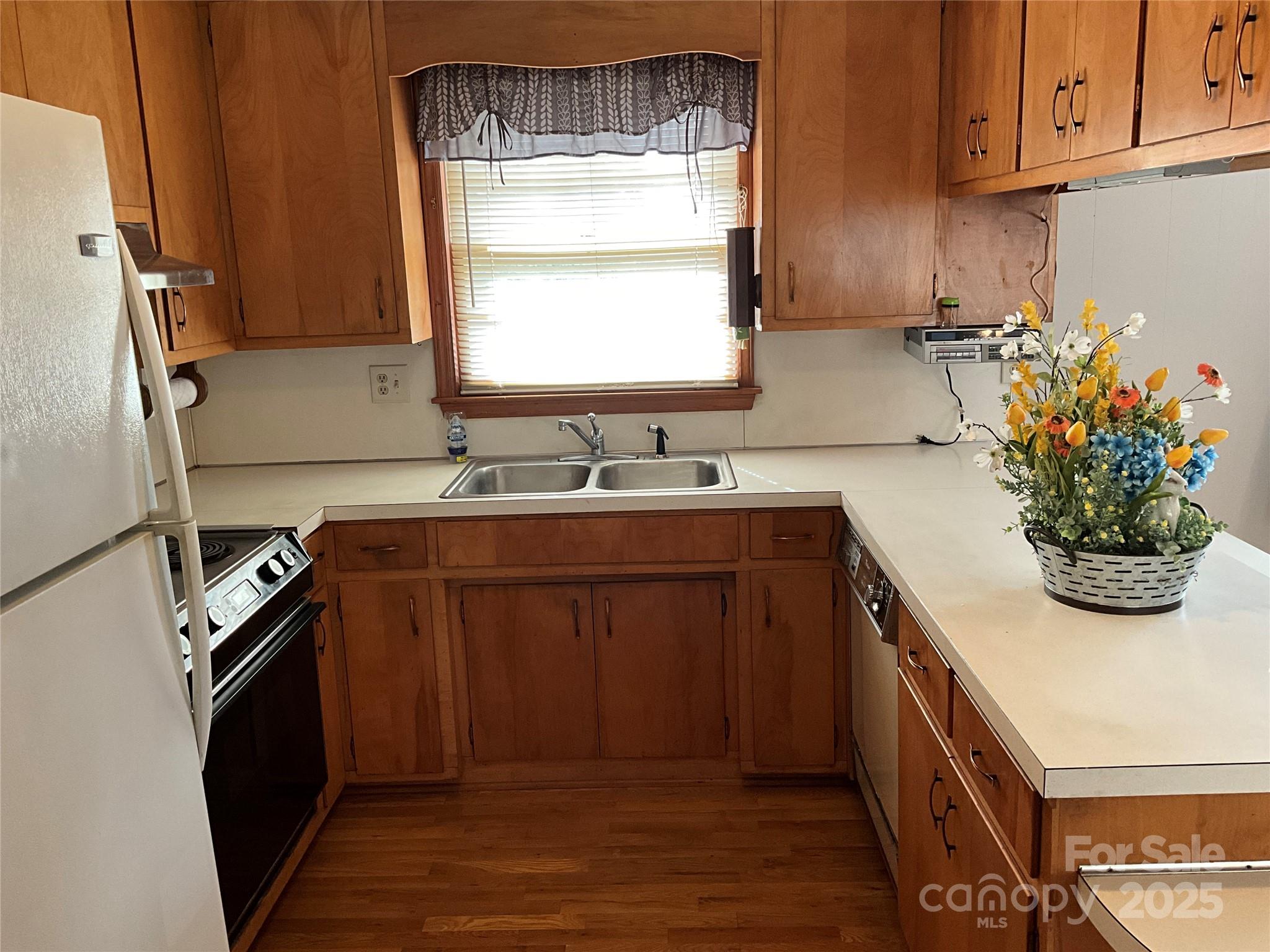 356 Lucky Hollow Road Hickory, NC 28601 - Photo 17 of 31 Gallery Image 17
