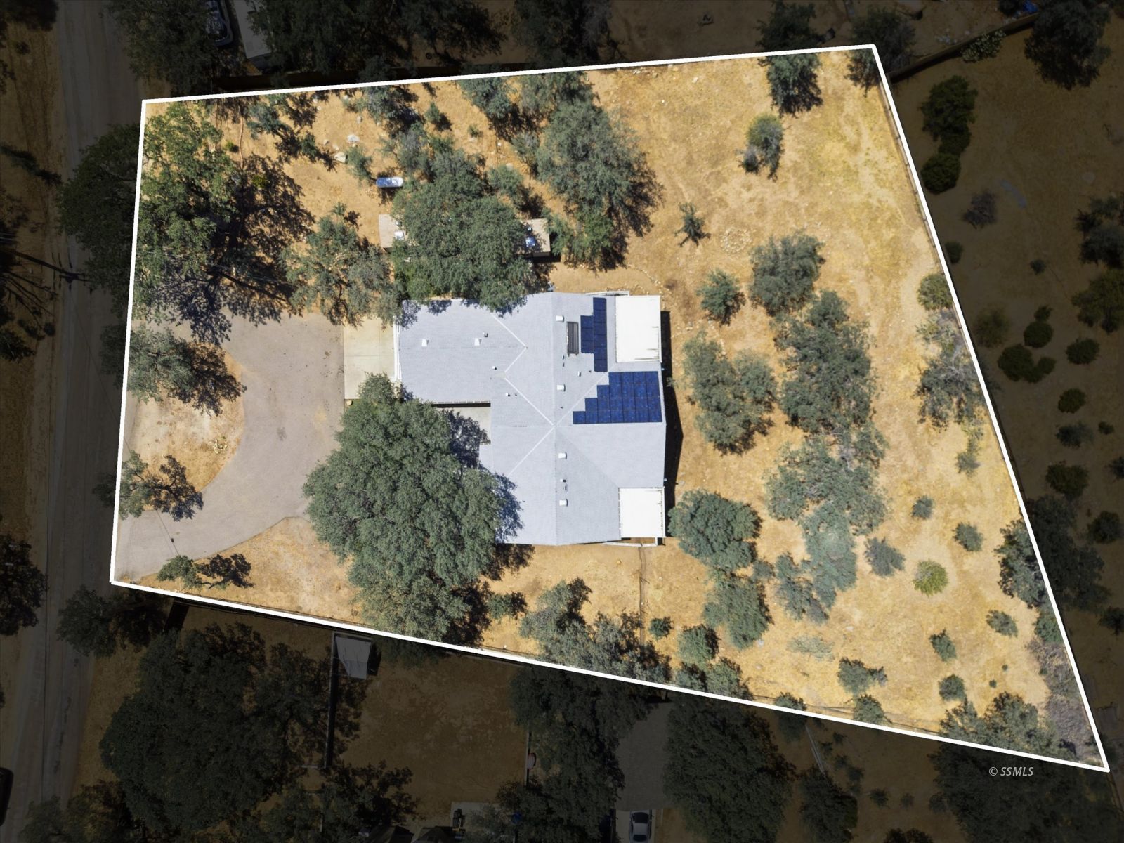 3217 Cook Peak Road Mountain Mesa, CA 93240 - Photo 3 of 50