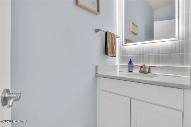 $1,200,000 | 8056 Bonfire Drive, Wilmington, NC 28409