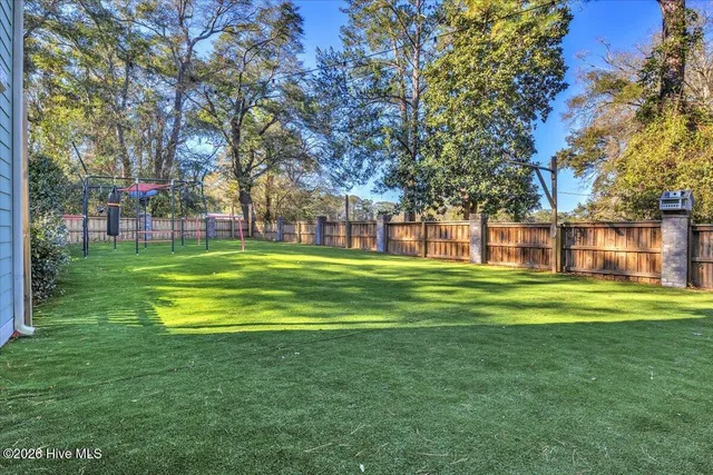 $1,200,000 | 8056 Bonfire Drive, Wilmington, NC 28409