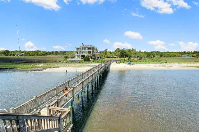 $1,200,000 | 8056 Bonfire Drive, Wilmington, NC 28409