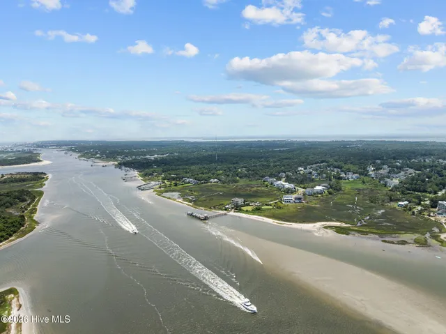 $1,200,000 | 8056 Bonfire Drive, Wilmington, NC 28409