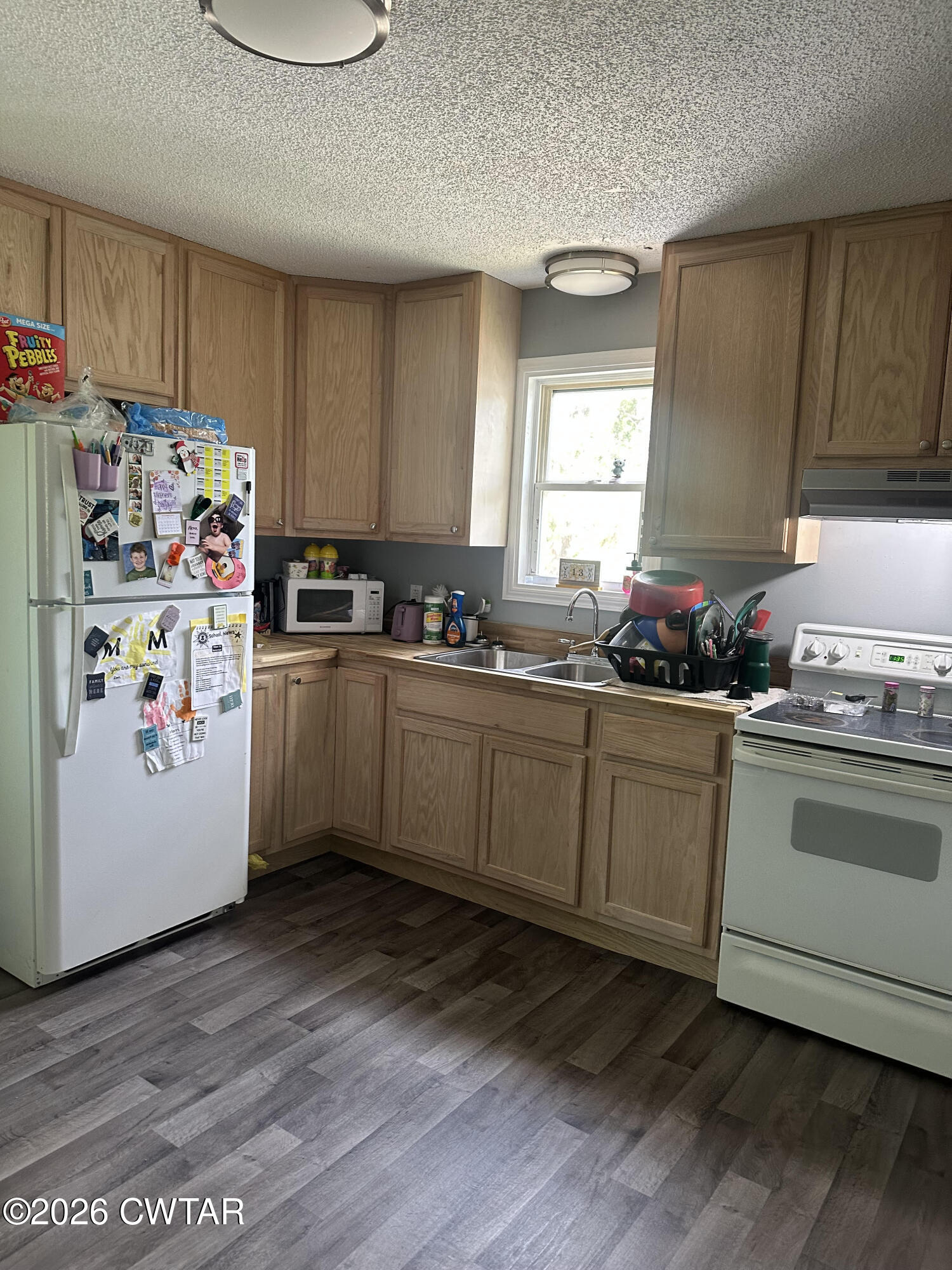 255 West Lewis Street Decaturville, TN 38329 - Photo 5 of 9 Kitchen