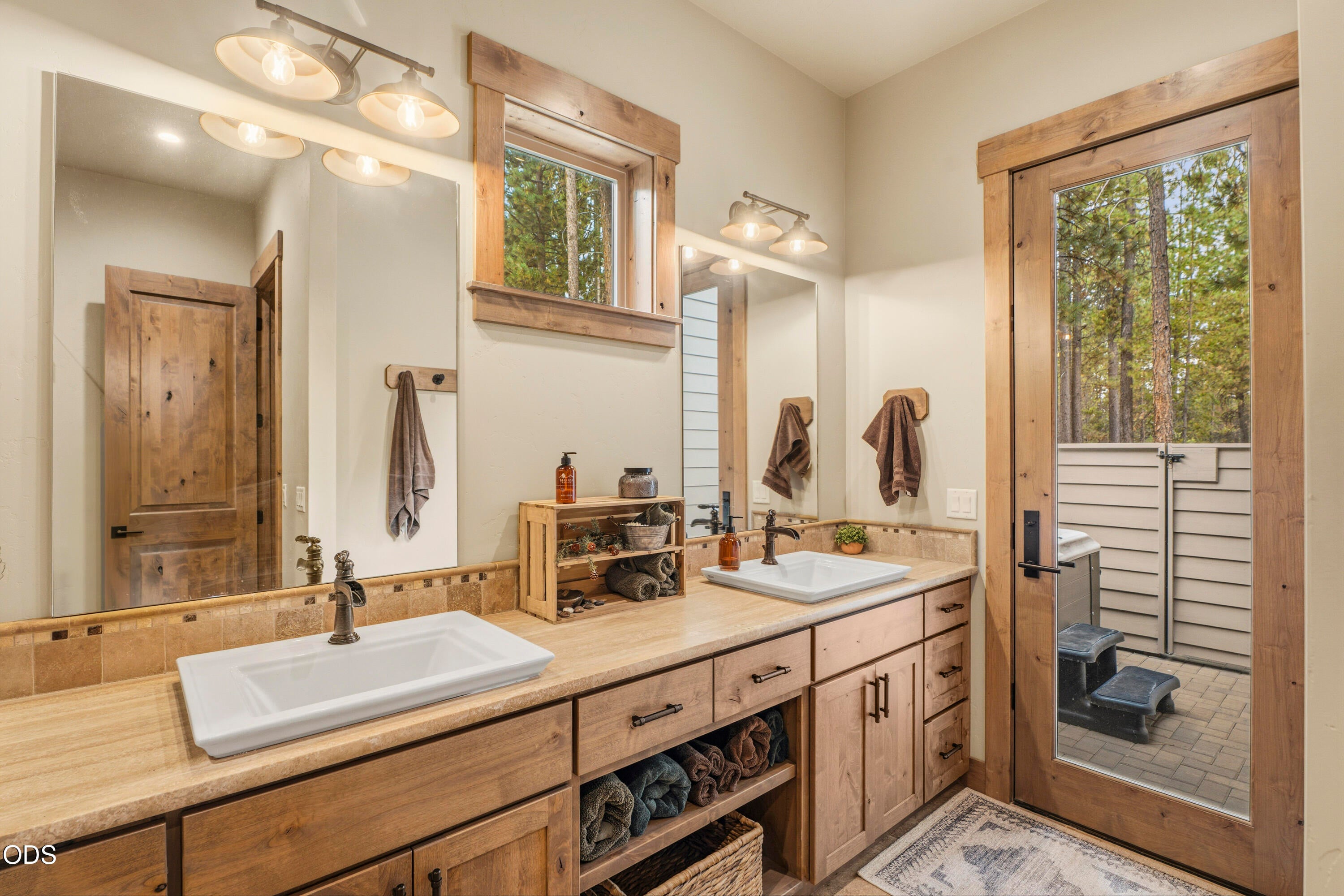 56413 Fireglass Loop, Unit 194 Bend, OR 97707 - Photo 32 of 60 Gallery Image 32