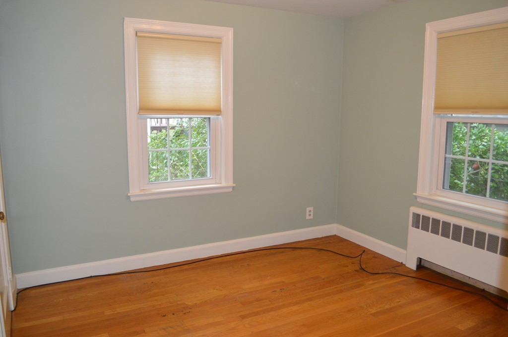 15 Chase Road Waltham, MA 02452 - Photo 6 of 14 Gallery Image 6