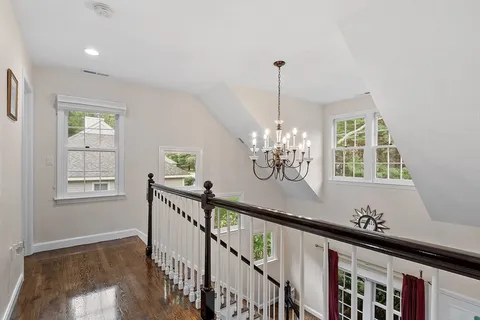a view of a livingroom with windows