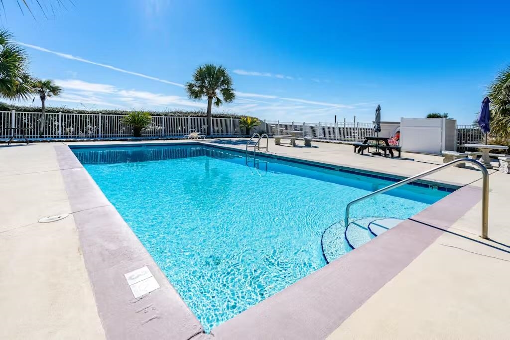 400 Plantation Road, Unit 4409 Gulf Shores, AL 36542 - Photo 22 of 34 Pool