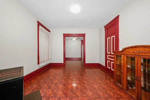 a view of an entryway with a workspace