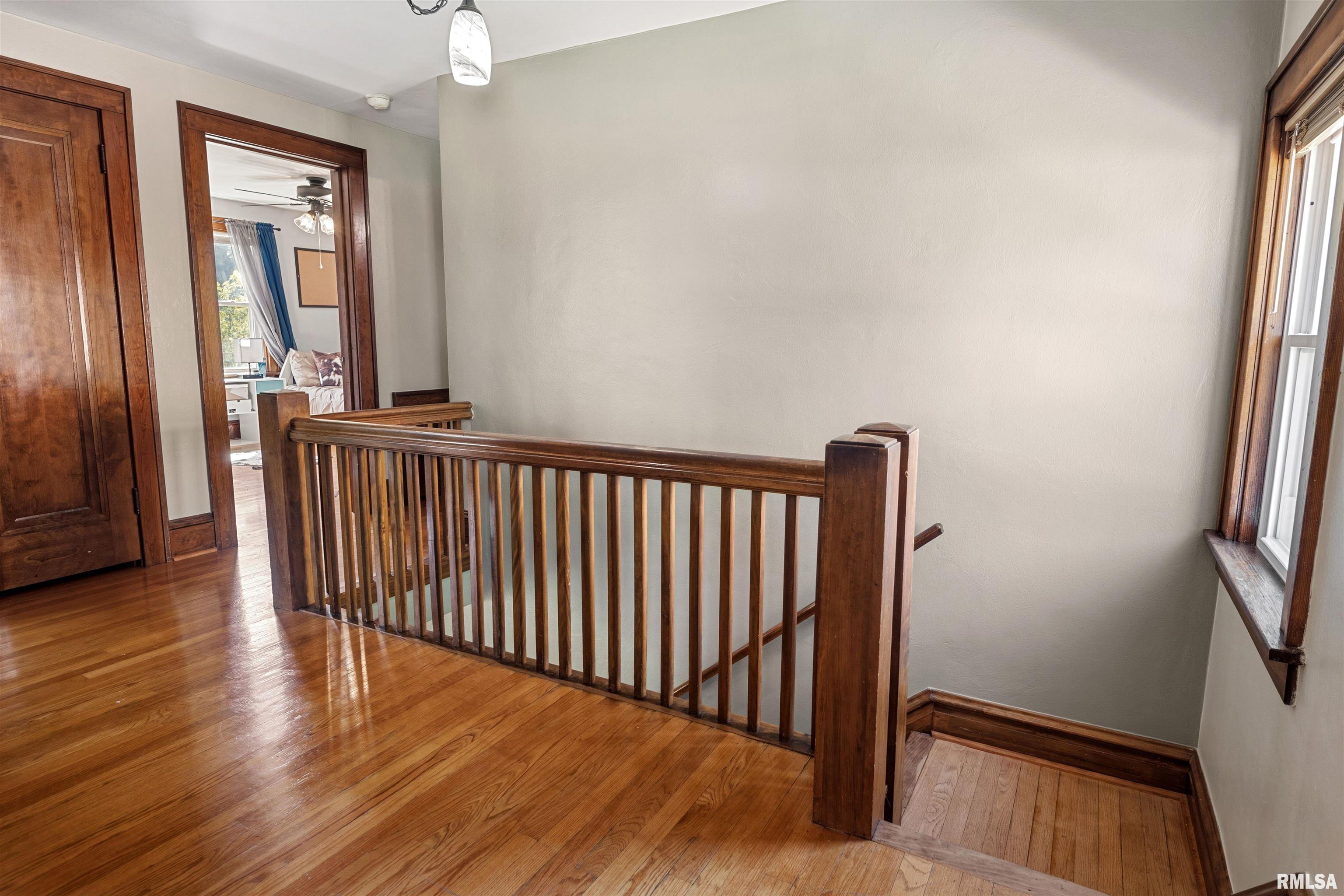 1841 Mound Road Jacksonville, IL 62650 - Photo 23 of 41