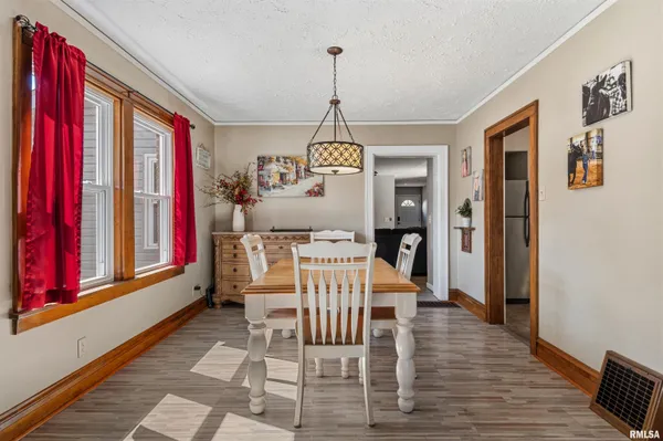 $249,900 | 1841 Mound Road, Jacksonville, IL 62650