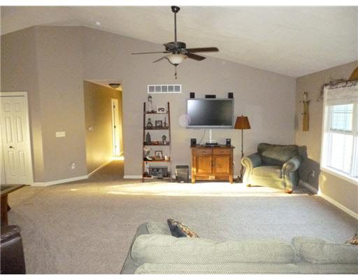 64730 Snowberry Road North Liberty, IN 46554 - Photo 6 of 24 Gallery Image 6