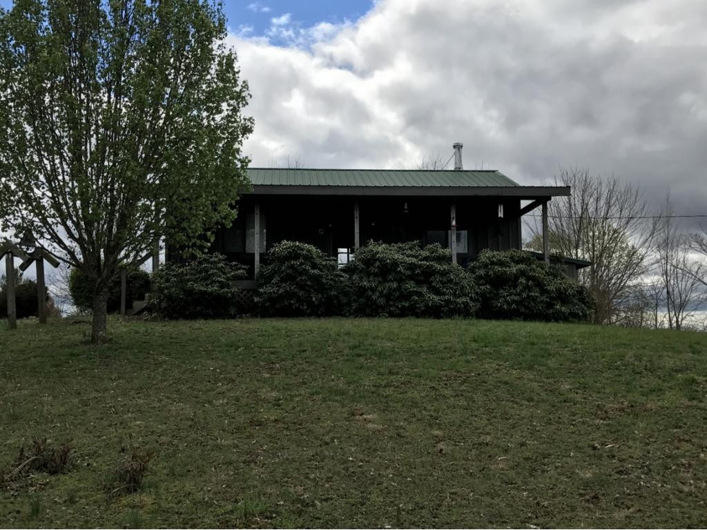 2656 Raven Hill Road Tazewell, TN 37879 - Photo 3 of 23 Photo 3