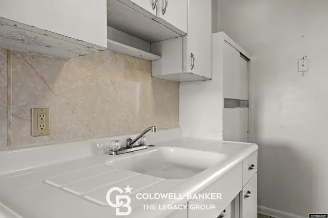 $276,000 | 1011 East B Street, Casper, WY 82601