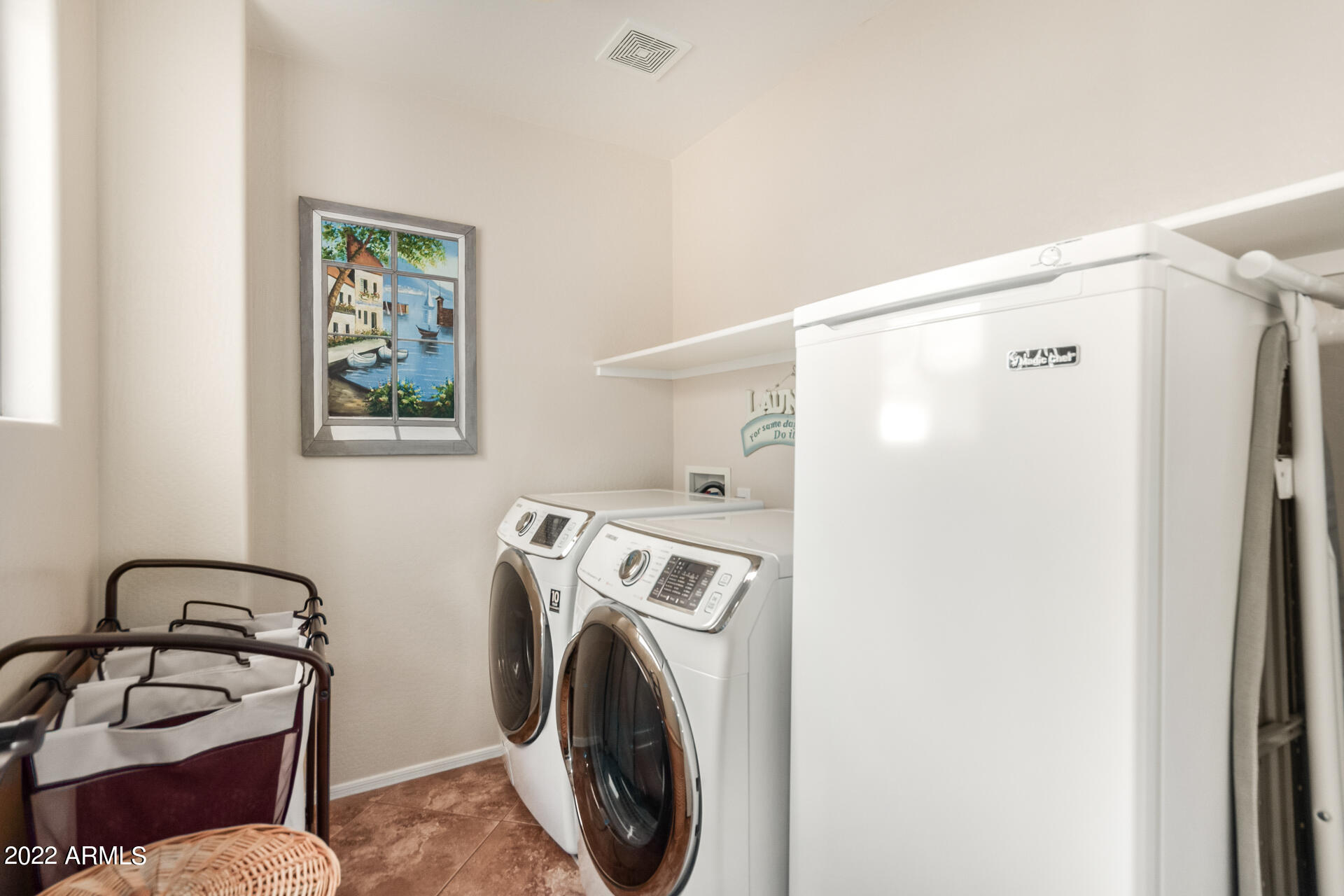 20997 West Ridge Road Buckeye, AZ 85396 - Photo 22 of 32 a utility room with dryer and washer