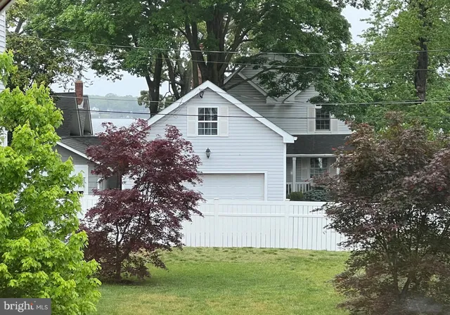 $3,500 | 427 Capstan Court, Arnold, MD 21012