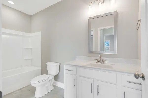 $675,000 | 871 Shady Bluff Trail, Clarksville, TN 37043