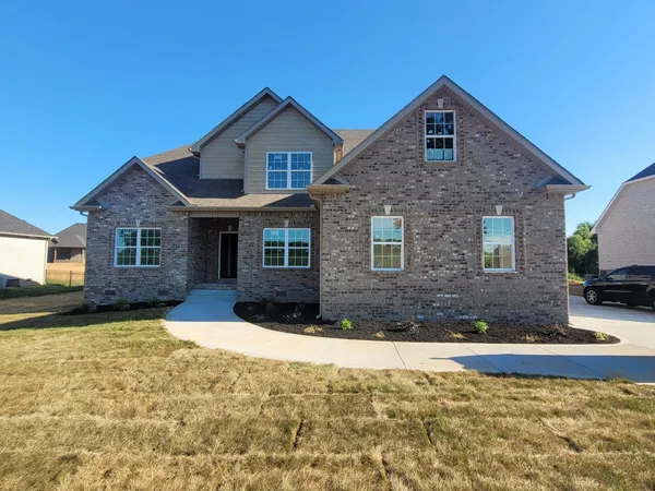 $675,000 | 871 Shady Bluff Trail, Clarksville, TN 37043