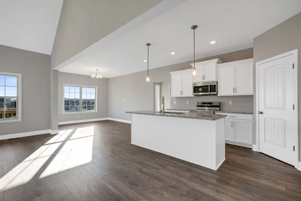 $675,000 | 871 Shady Bluff Trail, Clarksville, TN 37043