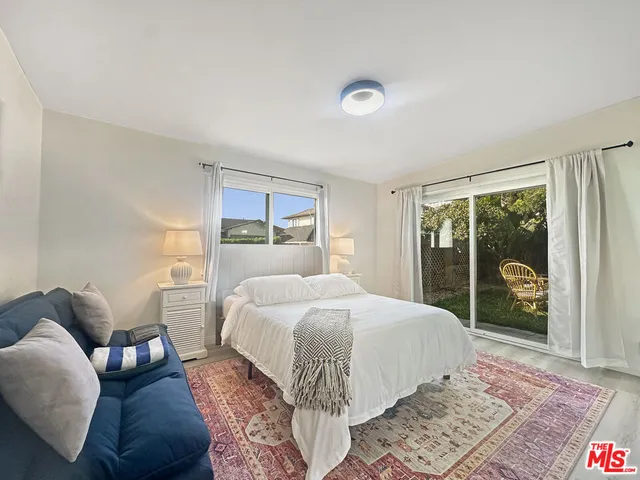 $8,395 | 111 Waterview Street, Playa del Rey, CA 90293