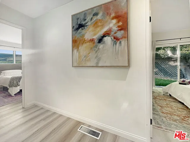 $8,395 | 111 Waterview Street, Playa del Rey, CA 90293