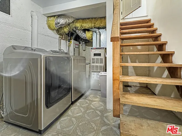 $8,395 | 111 Waterview Street, Playa del Rey, CA 90293