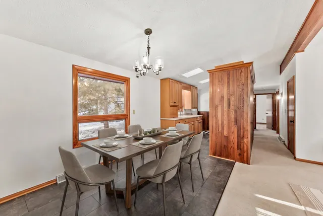 $519,900 | 770 Odsila Way, Fontana, WI 53125