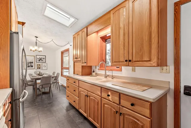 $519,900 | 770 Odsila Way, Fontana, WI 53125