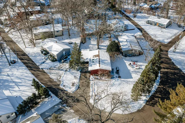 $519,900 | 770 Odsila Way, Fontana, WI 53125