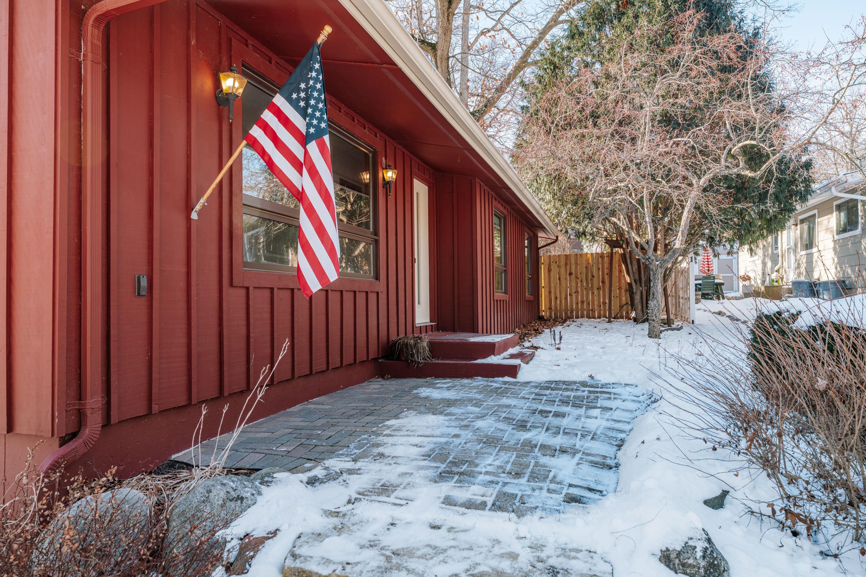 770 Odsila Way Fontana, WI 53125 - Photo 8 of 95 770 Odsila Way