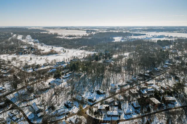 $519,900 | 770 Odsila Way, Fontana, WI 53125