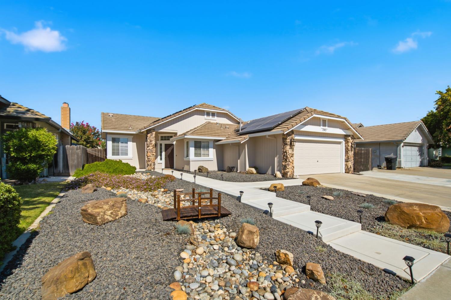 245 Douma Way Ripon, CA 95366 - Photo 2 of 56