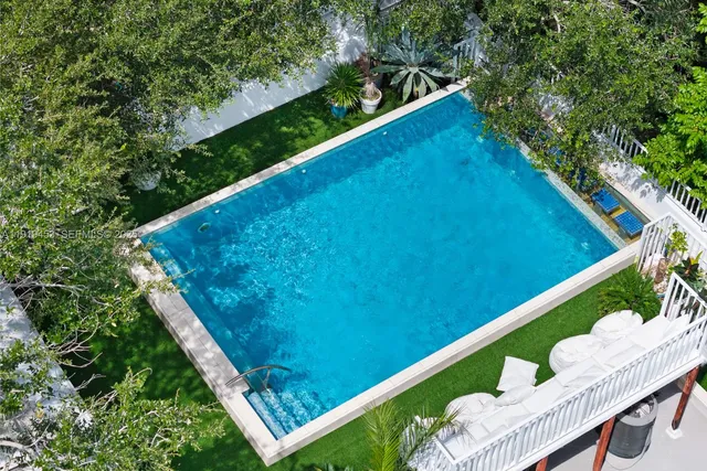 $27,500 | 3861 Kumquat Avenue, Miami, FL 33133